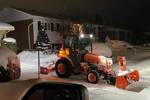 MDG Landscaping and snow removal residential tractor